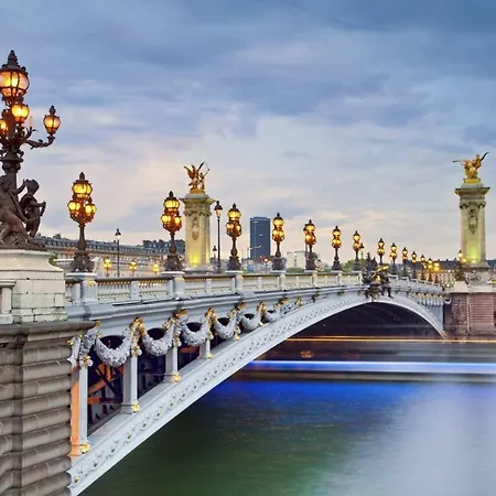 Lady De Chaumont Paris, Lovely Place * Paris